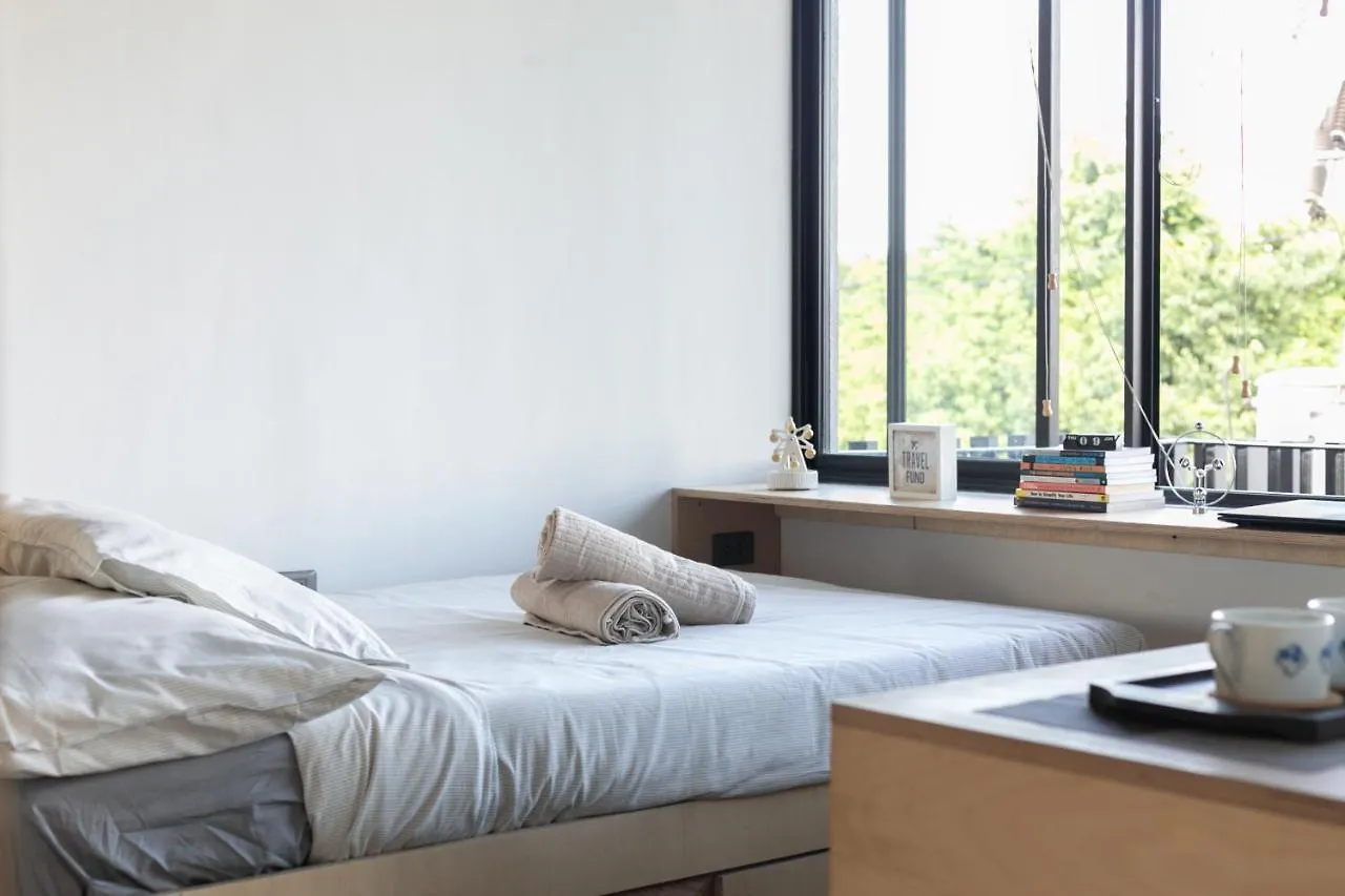 Homebase Kapitolyo - Minimalist Serviced Apartments Pasig City 0*,