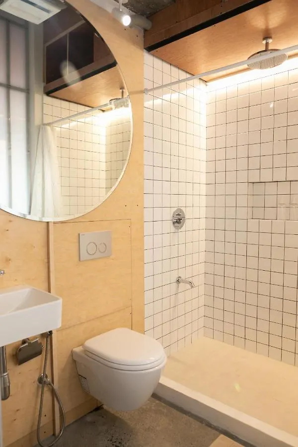 Homebase Kapitolyo - Minimalist Serviced Apartments Pasig City 0*,