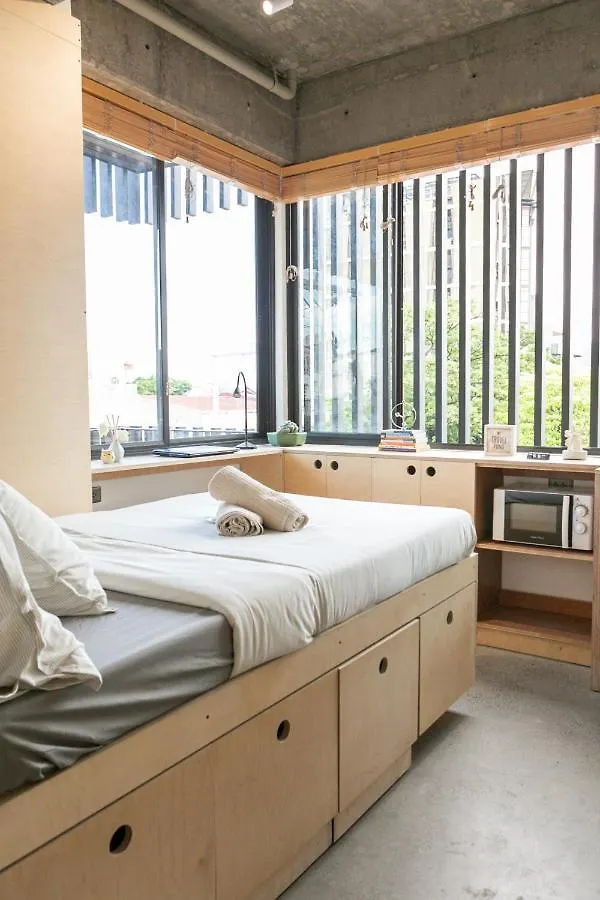 Homebase Kapitolyo - Minimalist Serviced Apartments Pasig City Aparthotel