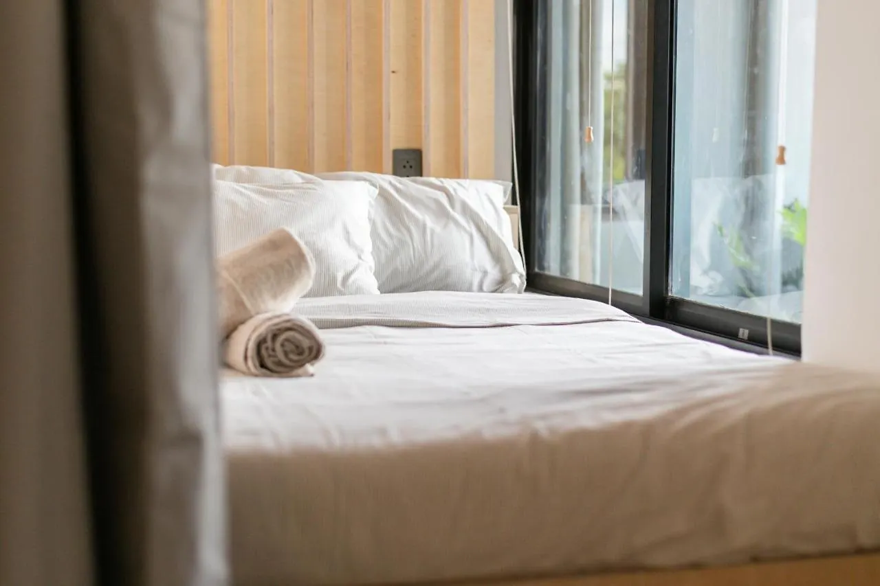Homebase Kapitolyo - Minimalist Serviced Apartments Pasig City