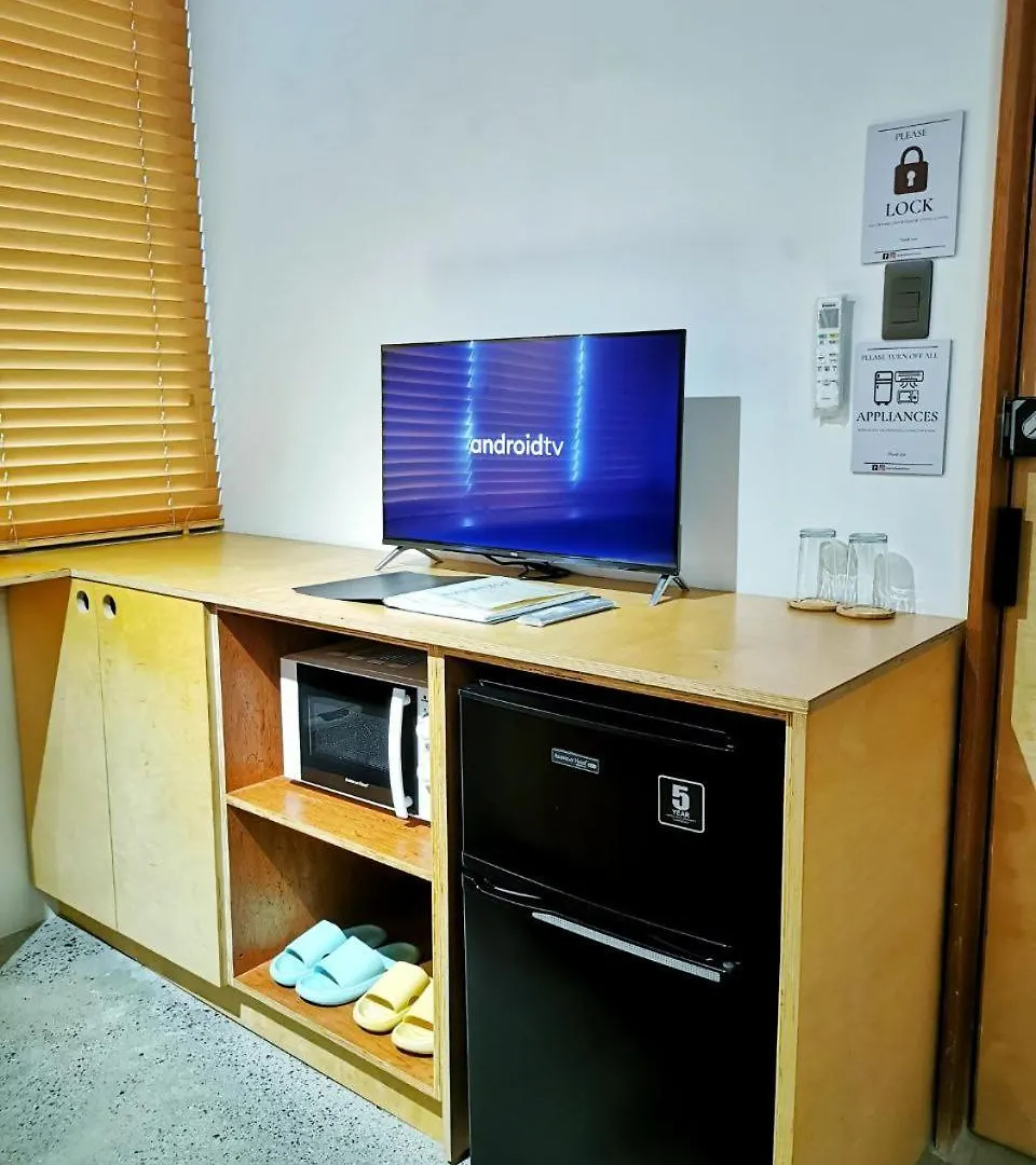 Homebase Kapitolyo - Minimalist Serviced Apartments Pasig City