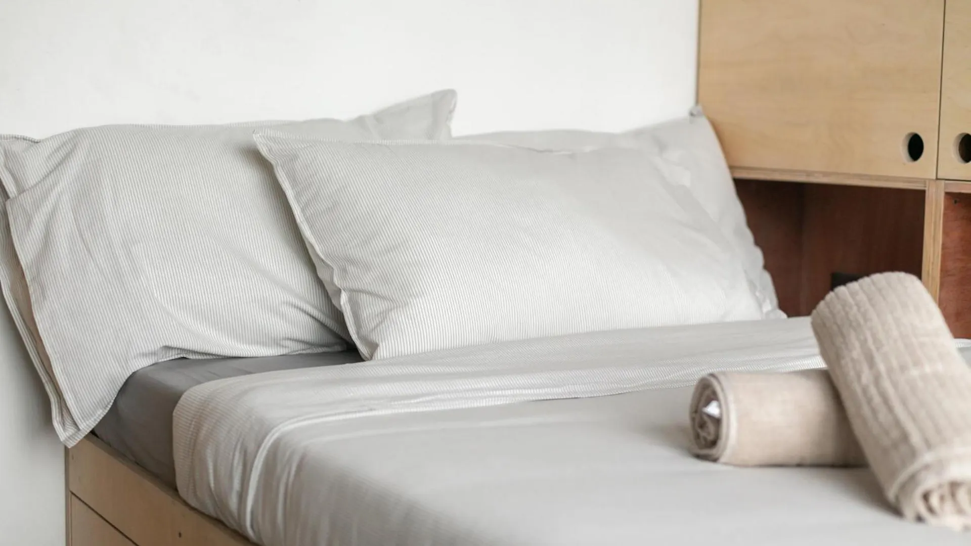 Aparthotel Homebase Kapitolyo - Minimalist Serviced Apartments Pasig City