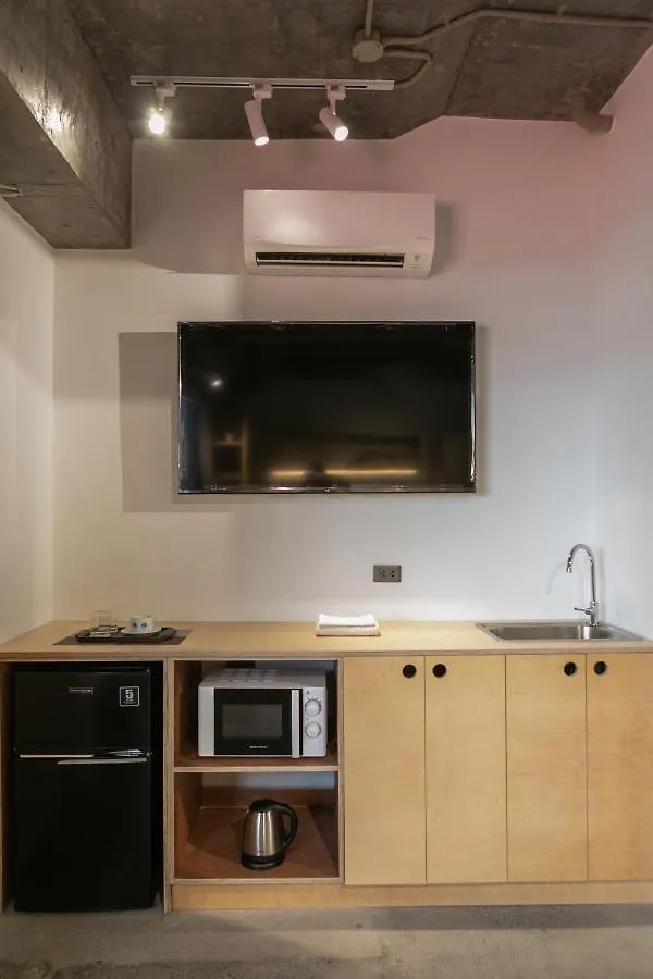 Homebase Kapitolyo - Minimalist Serviced Apartments Pasig City Aparthotel